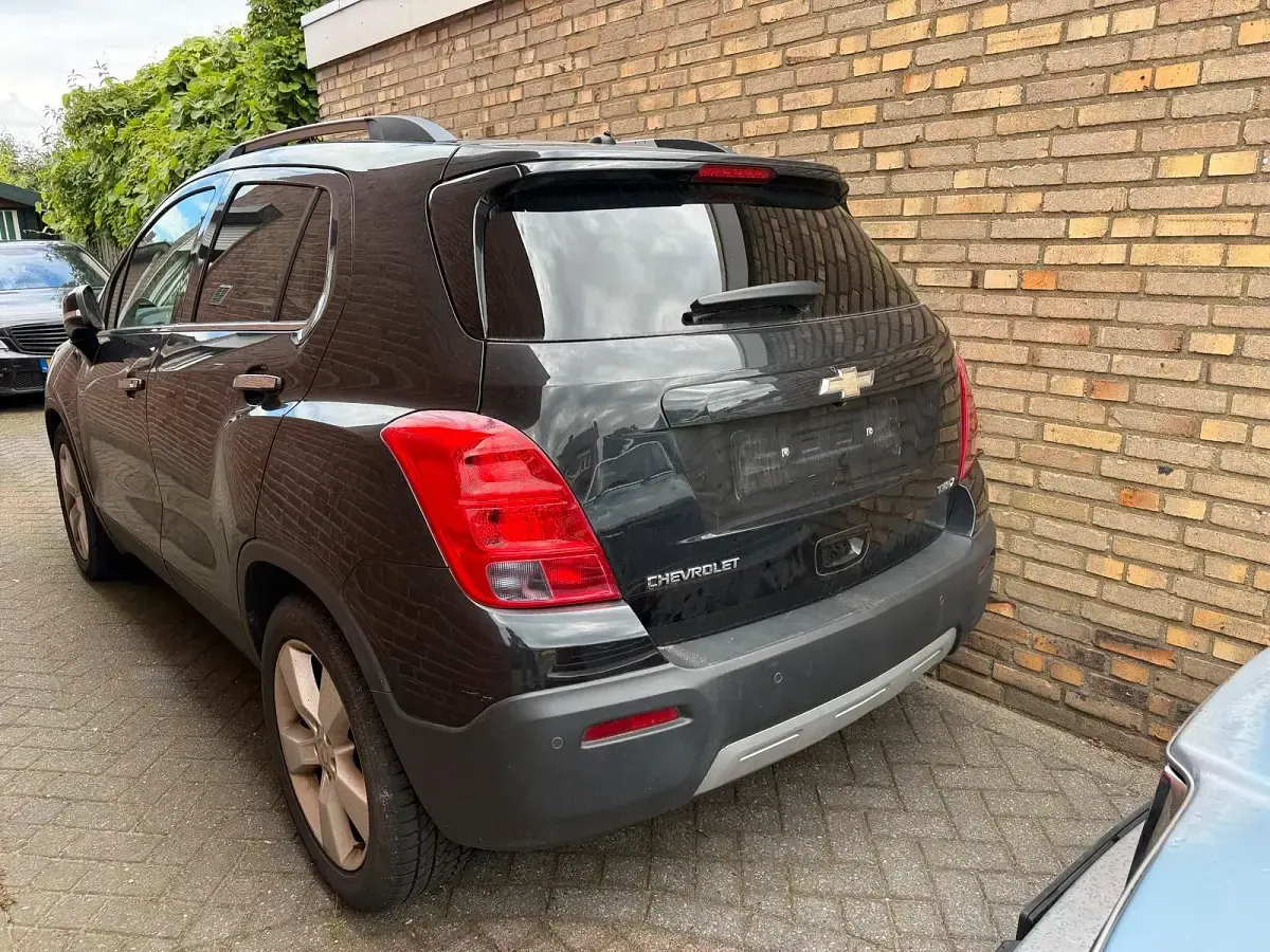 Gebraucht Chevrolet Trax 131 PS (96 kW) 2014 Schwarz SUV