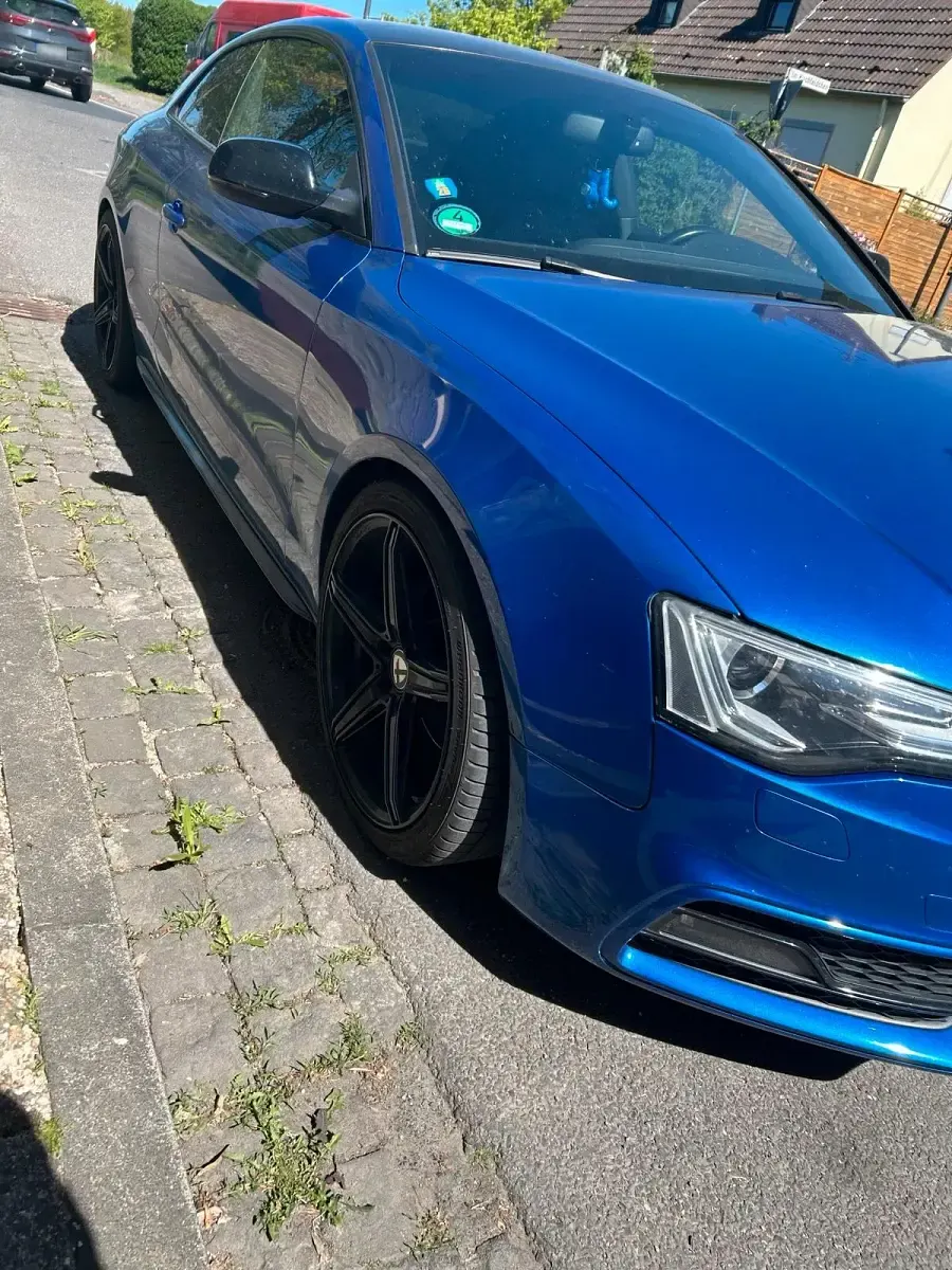 Używany Audi A5 Competition 180 KM (132 kW) 2013 Niebieski Coupe