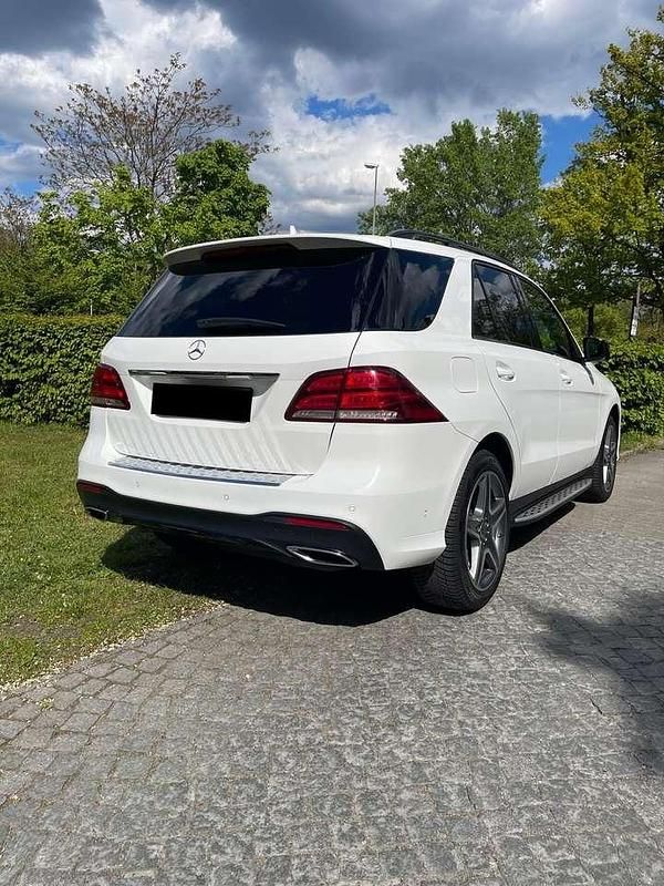 Gebraucht Mercedes GLE350 AMG line 258 PS (189 kW) 2018 Weiß SUV