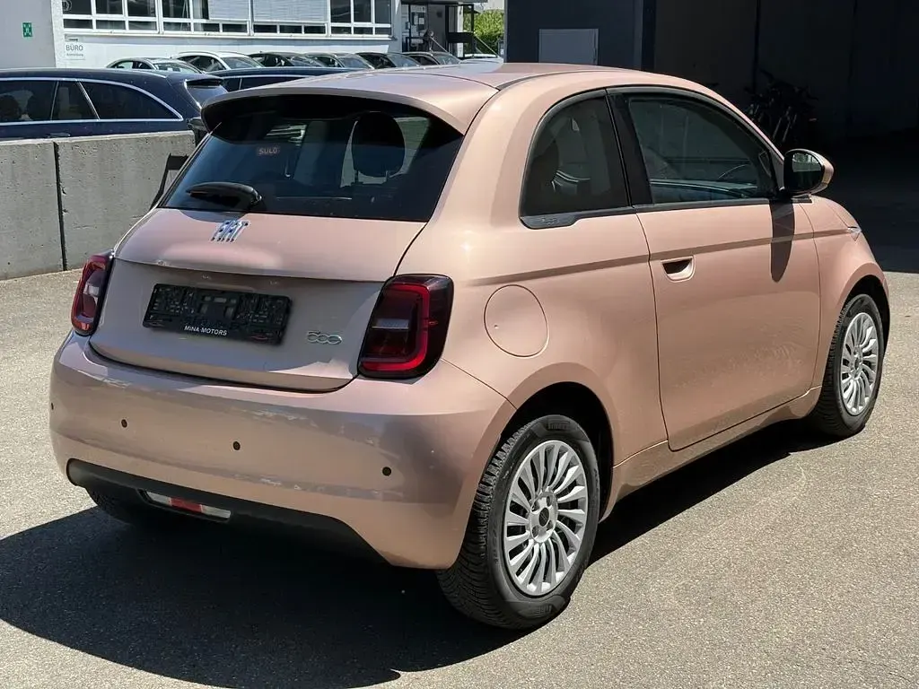 Gebraucht Fiat 500e Action 69 kW (95 PS) 2022 Gold Limousine