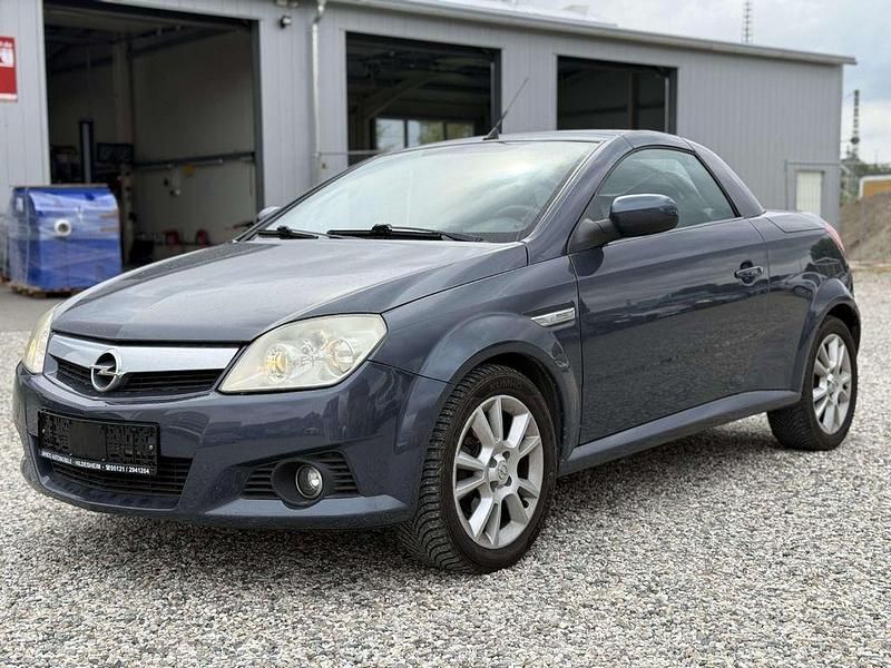 Blau Gebraucht 2008 Opel Tigra Basis Cabrio | 2.950 € (Etwas zu teuer) - Bild 1/4