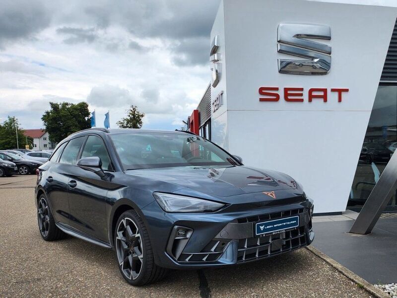 Grau Gebraucht 2024 Cupra Leon Limousine | 41.990 € - Bild 1/4