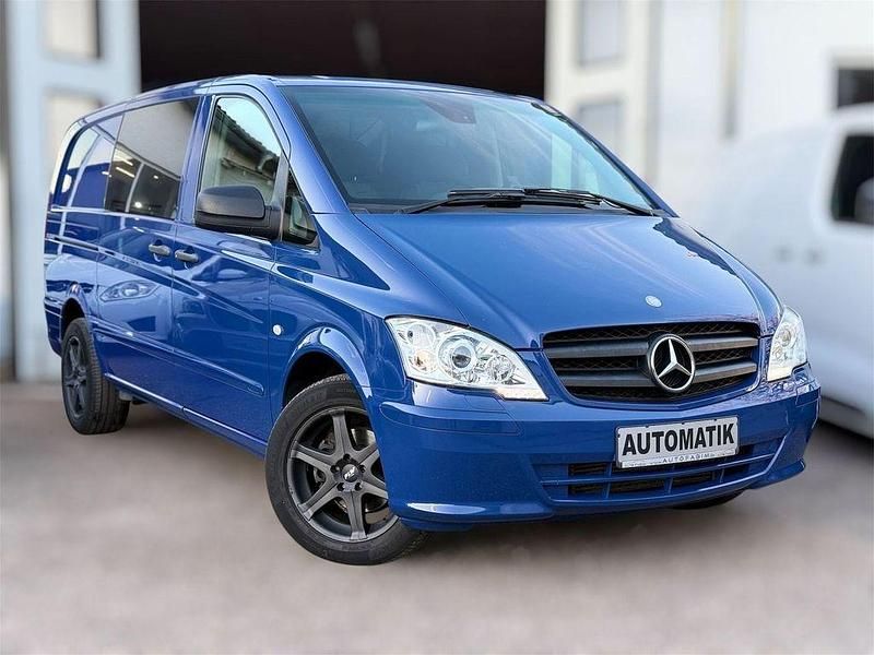 Gebraucht Mercedes Vito 224 PS (164 kW) 2013 Atlantisblau Van