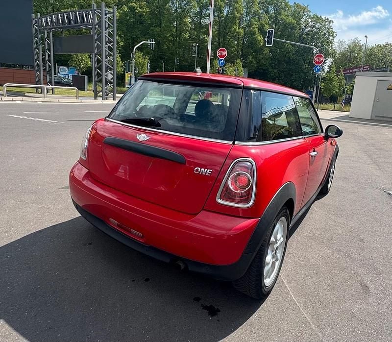 Brugt Mini Cooper 95 HK (69 kW) 2011 Rød Hatchback