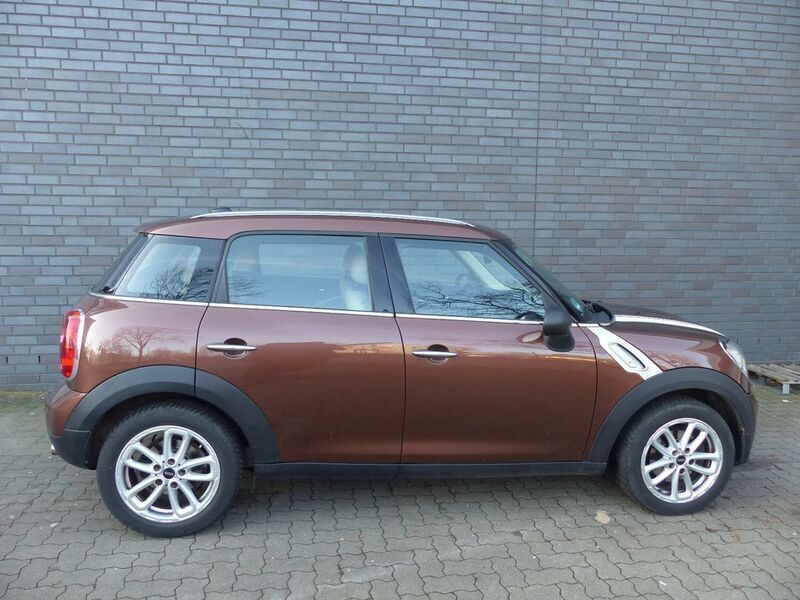 Gebraucht Mini One Countryman 98 PS (72 kW) 2015 Brilliant copper metallic SUV