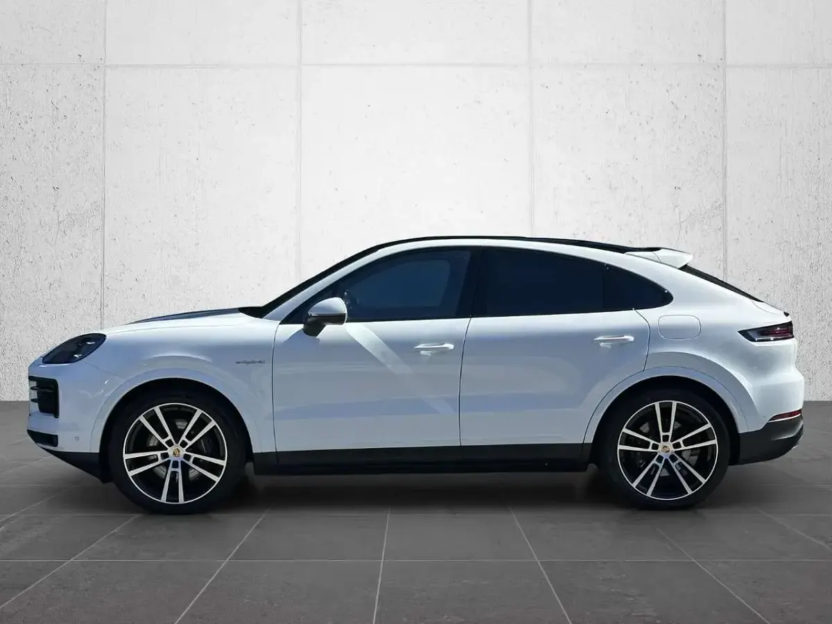 Gebraucht Porsche Cayenne 470 PS (345 kW) 2024 Weiß SUV