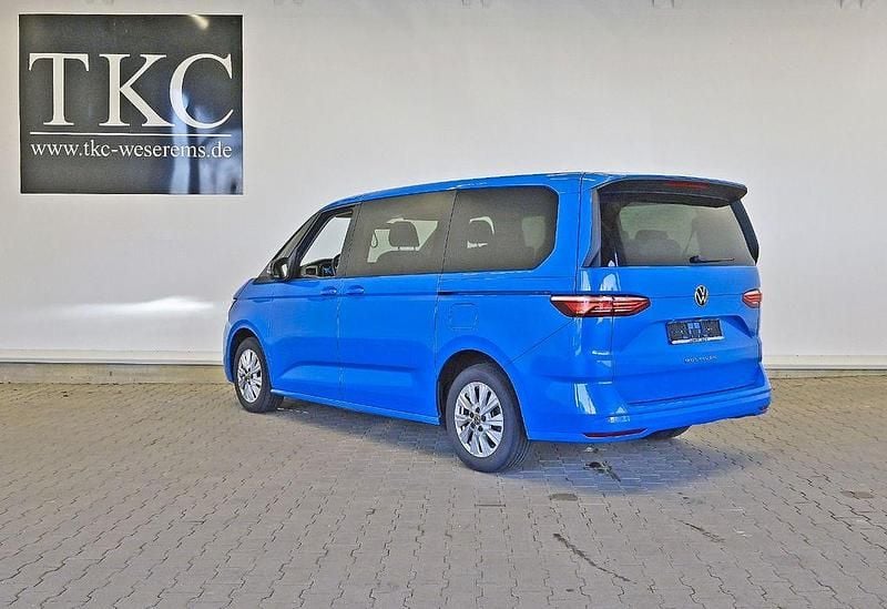 Gebraucht VW Multivan Life 204 PS (150 kW) 2023 Blau Van
