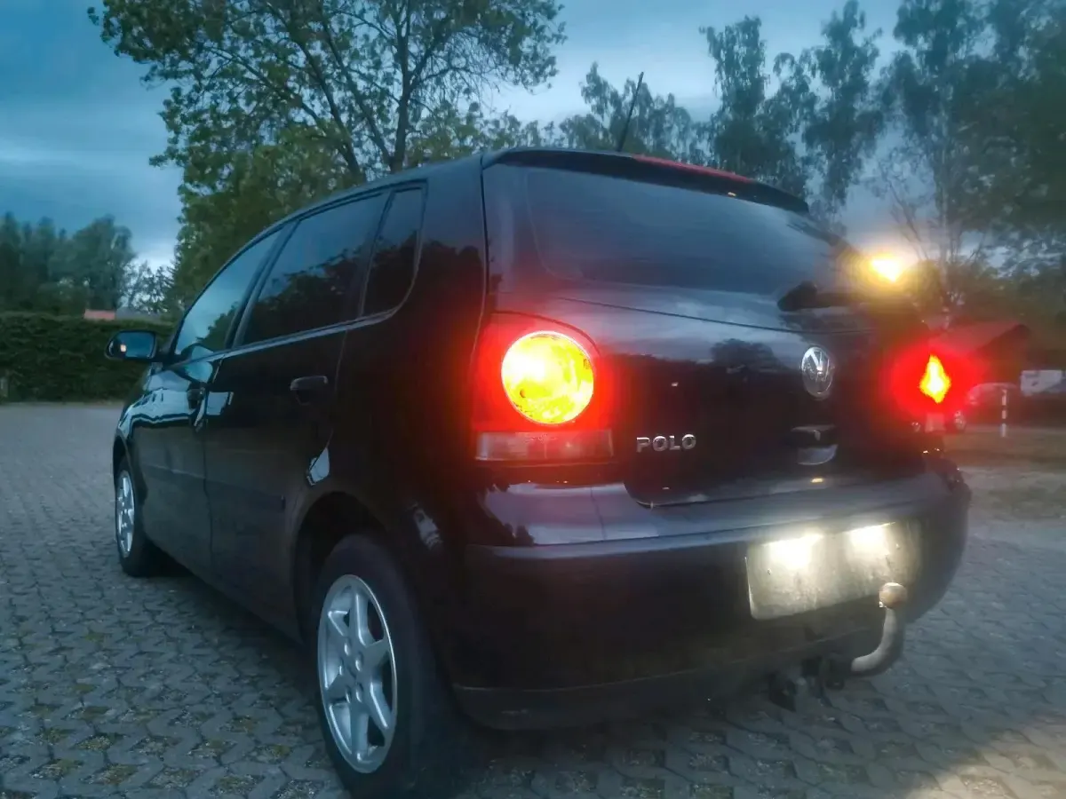 Gebraucht VW Polo 63 PS (46 kW) 2007 Schwarz Kleinwagen