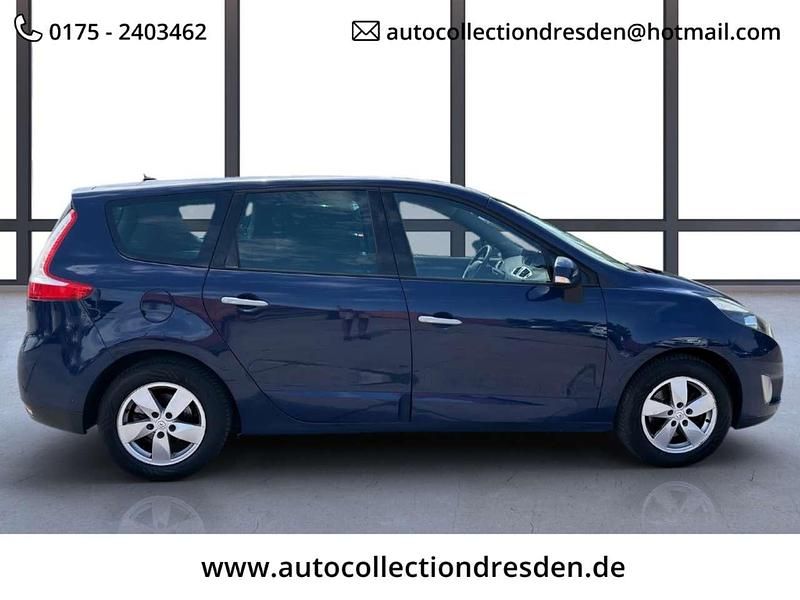 Gebraucht Renault Scénic III Dynamique 140 PS (102 kW) 2010 Blau Van / Kleinbus