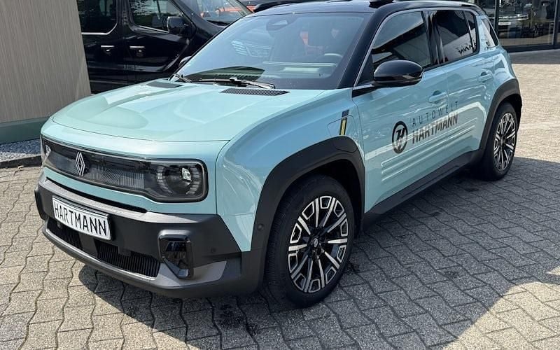Hautsdefrancegrün, black pearlschwarz metallic (grün) Gebraucht 2025 Renault 4 E-Tech Iconic SUV | 36.349 € (Fairer Preis) - Bild 1/4