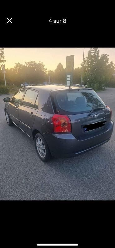 Grau Gebraucht 2006 Toyota Corolla Limousine | 3.500 € (Fairer Preis) - Bild 1/4