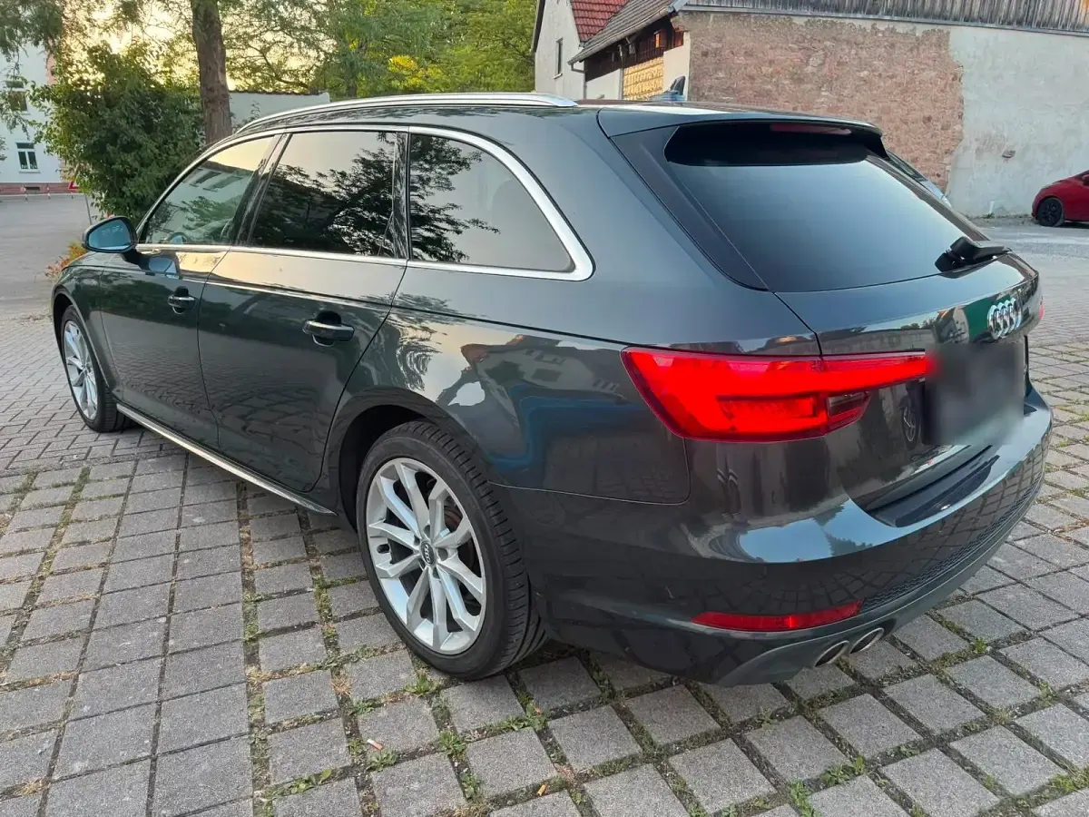 Gebraucht Audi A4 S-Line 190 PS (139 kW) 2016 Grau Kombi