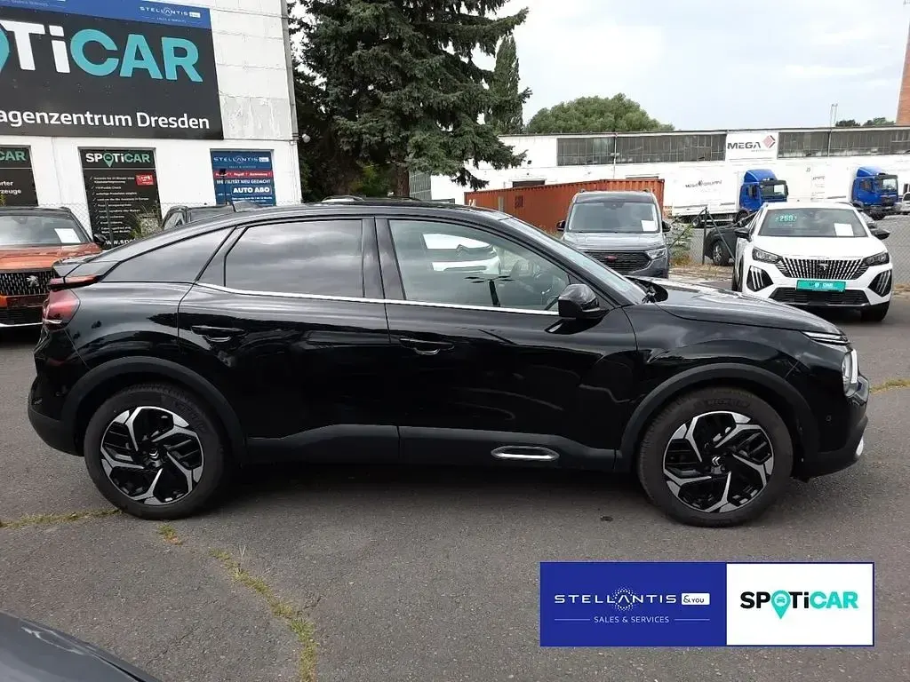 Gebraucht Citroën C4 Shine 131 PS (96 kW) 2024 Schwarz SUV