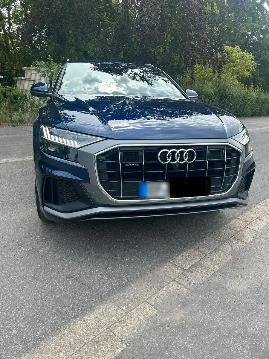 Gebraucht Audi Q8 S-Line 286 PS (210 kW) 2018 Blau SUV