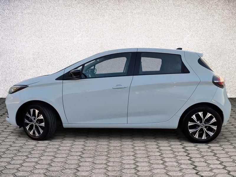 Gebraucht Renault Zoe Evolution 80 kW (109 PS) 2022 Arktisweiß Kleinwagen