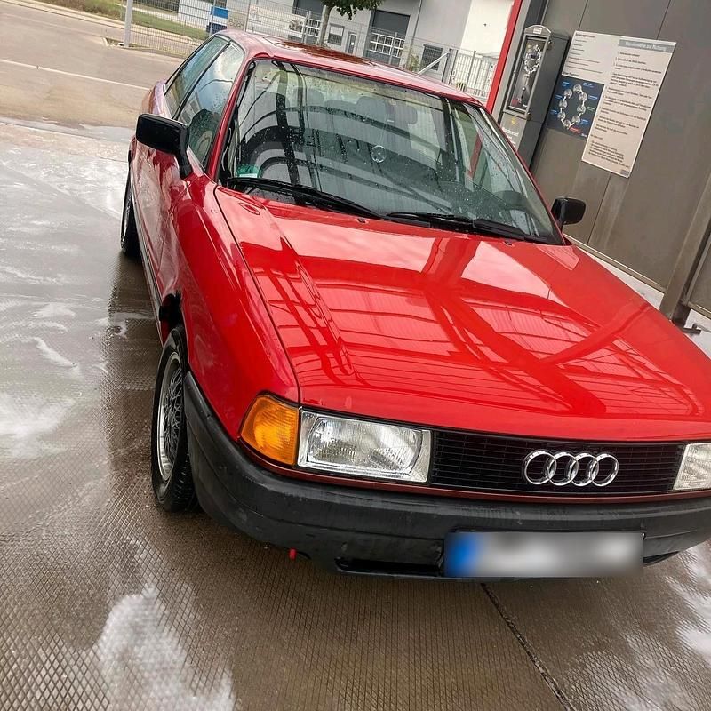 Second-hand Audi 80 90 CP (66 kW) 1990 Roșu Berlinǎ