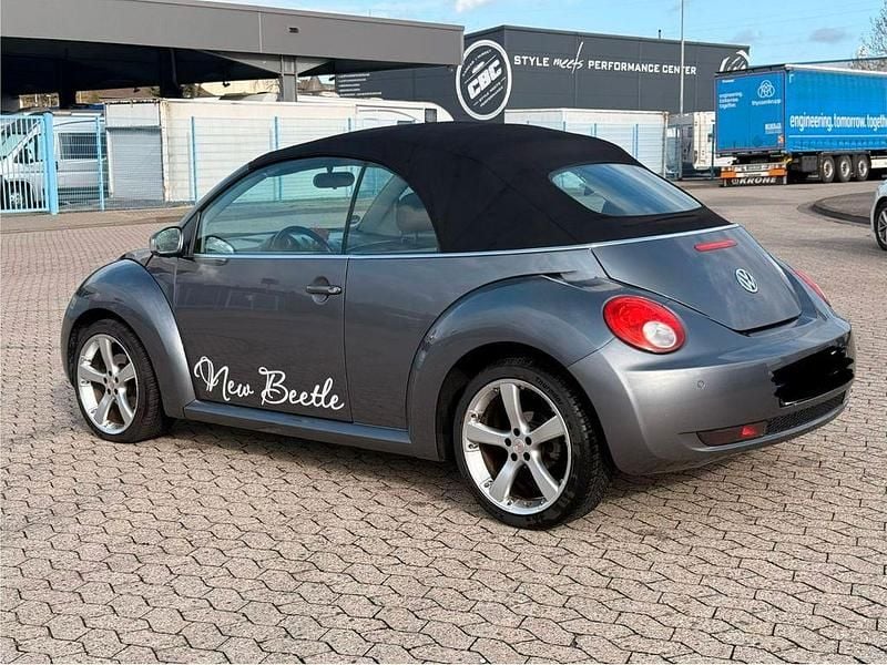 Gebraucht VW New Beetle 105 PS (77 kW) 2009 Grau Kleinwagen