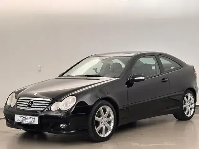 Gebraucht Mercedes C200 163 PS (119 kW) 2005 Schwarz  unilack Coupé