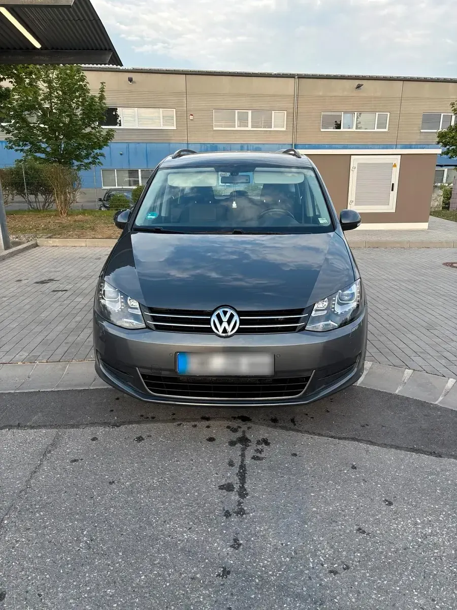 Gebraucht VW Sharan 170 PS (125 kW) 2011 Grau Van / Kleinbus