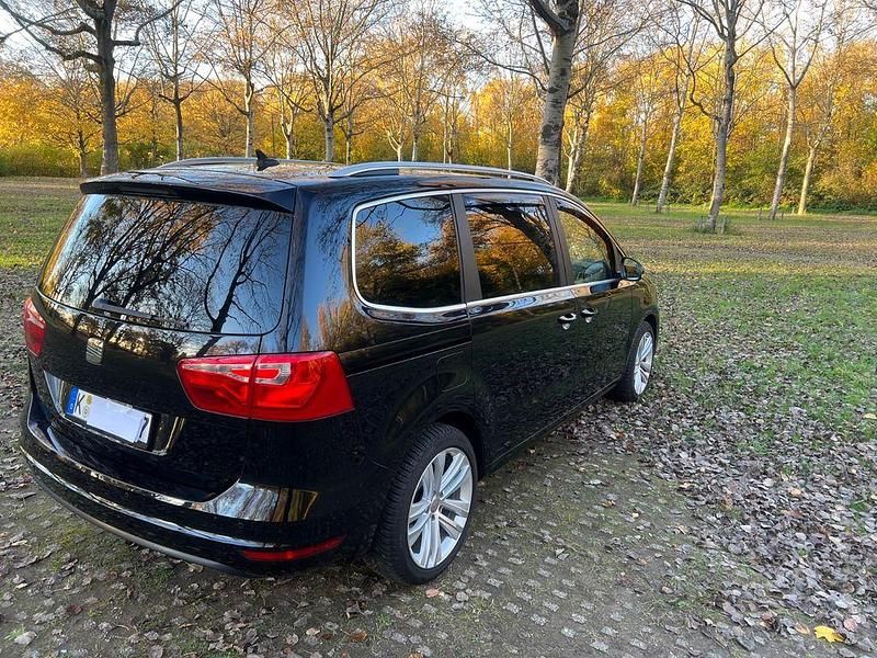 Gebraucht Seat Alhambra Style 140 PS (102 kW) 2013 Schwarz Van / Kleinbus