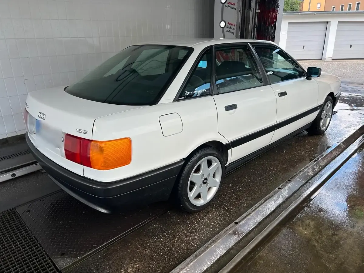 Gebraucht Audi 80 90 PS (66 kW) 1991 Weiß Limousine