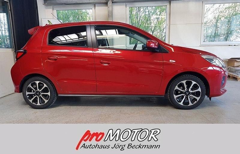Gebraucht Mitsubishi Space Star Select+ 80 PS (58 kW) 2022 Rot Kleinwagen