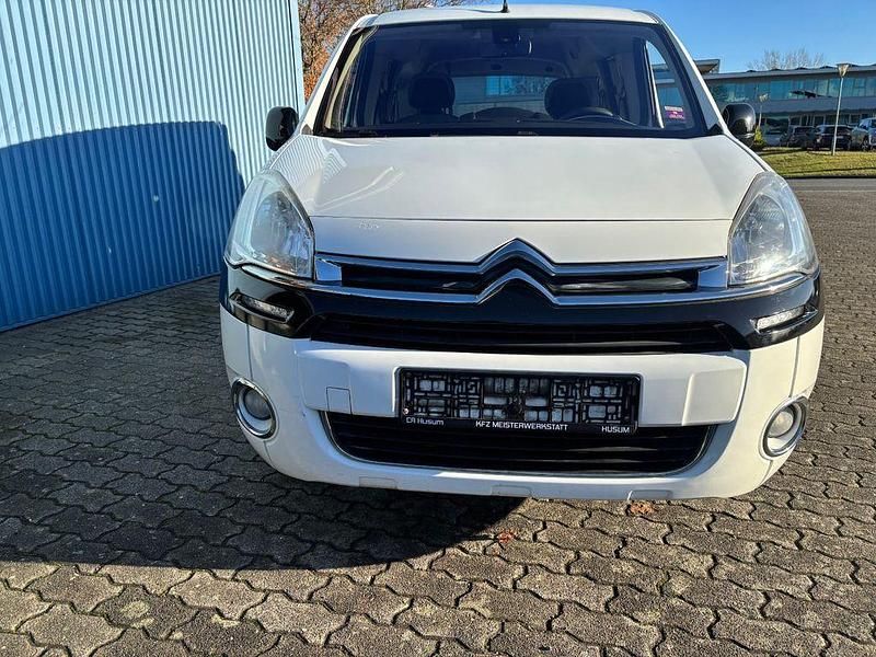 Gebraucht Citroën Berlingo SELECTION 92 PS (67 kW) 2013 Weiß Van / Kleinbus