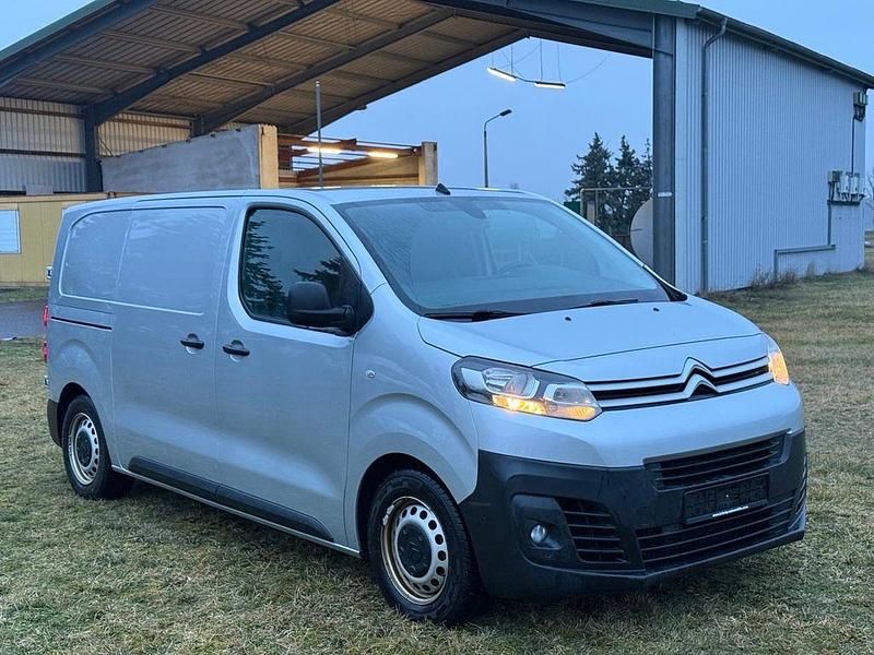 Gebraucht Citroën Jumpy Business Class 179 PS (131 kW) 2019 Grau Van / Kleinbus