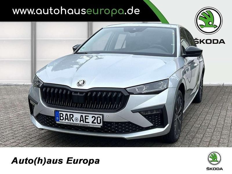 Brillantsilber metallic Gebraucht 2025 Skoda Scala Selection Kleinwagen | 30.390 € - Bild 1/4