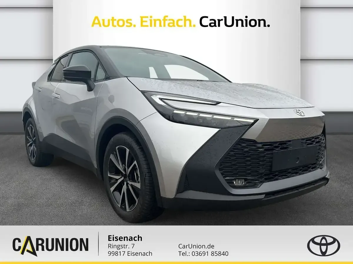 Gebraucht Toyota C-HR Team 197 PS (144 kW) 2024 Shimmering silver SUV