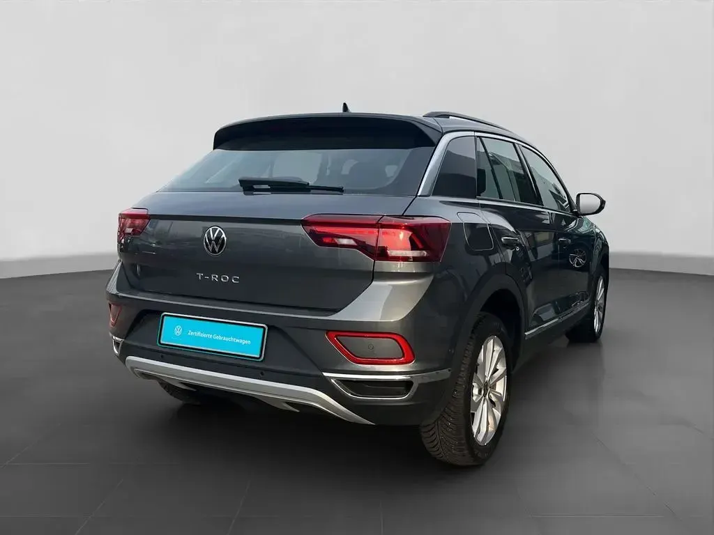 Gebraucht VW T-Roc Style 116 PS (85 kW) 2024 Grau SUV