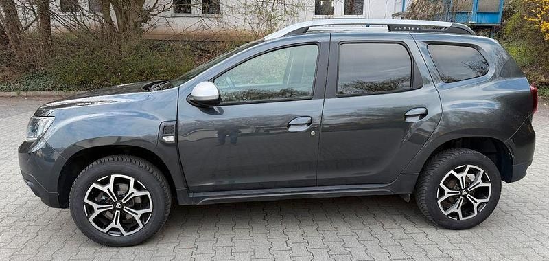 Gebraucht Dacia Duster Prestige 125 PS (91 kW) 2018 Grau SUV