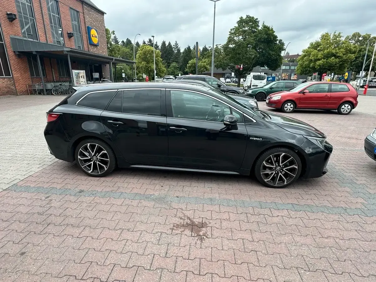 Gebraucht Toyota Corolla 184 PS (135 kW) 2020 Schwarz Kombi