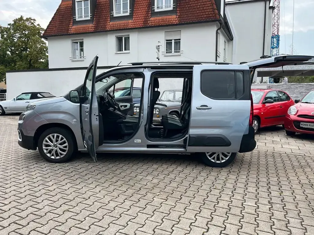 Gebraucht Citroën Berlingo Feel 110 PS (80 kW) 2019 Grau Van / Kleinbus