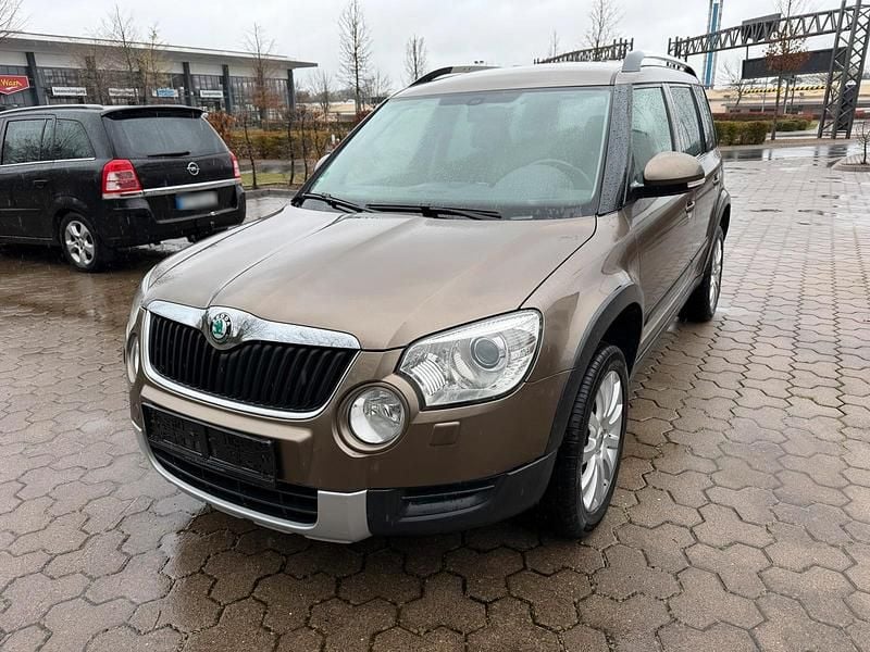 Gebraucht Skoda Yeti Elegance 140 PS (102 kW) 2012 Braun SUV