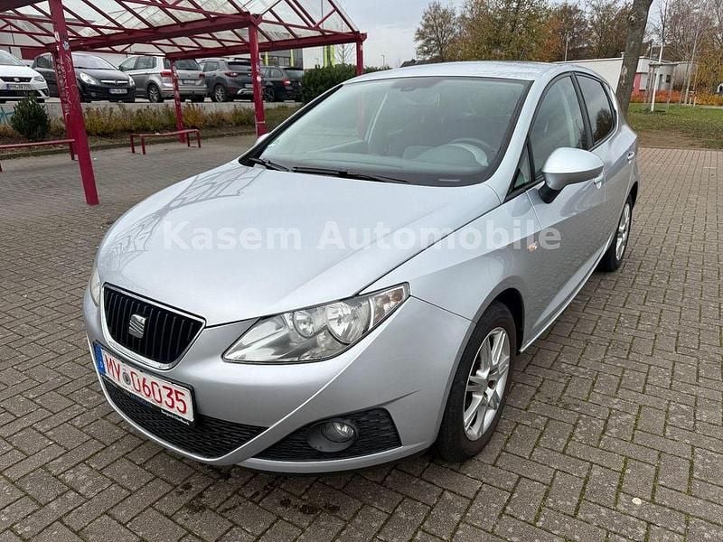 Silber Gebraucht 2008 Seat Ibiza Reference Limousine | 5.990 € - Bild 1/4