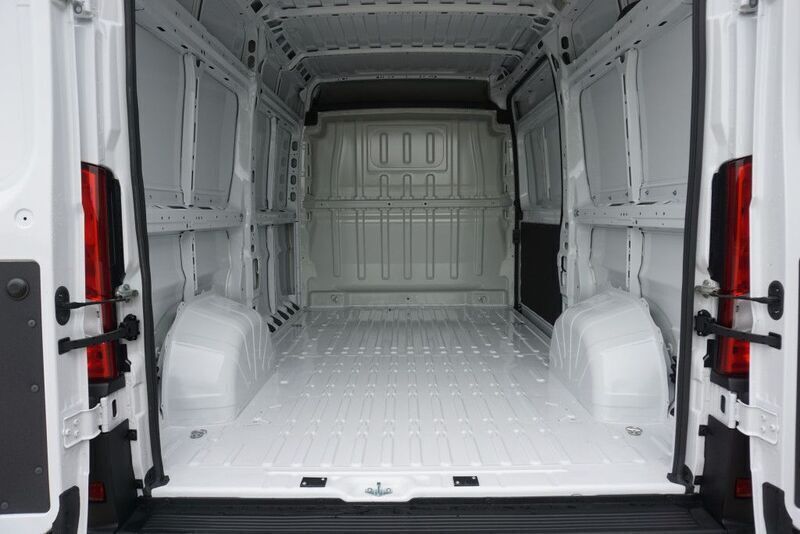 Gebraucht Fiat Ducato 140 PS (102 kW) 2023 Weiss Van