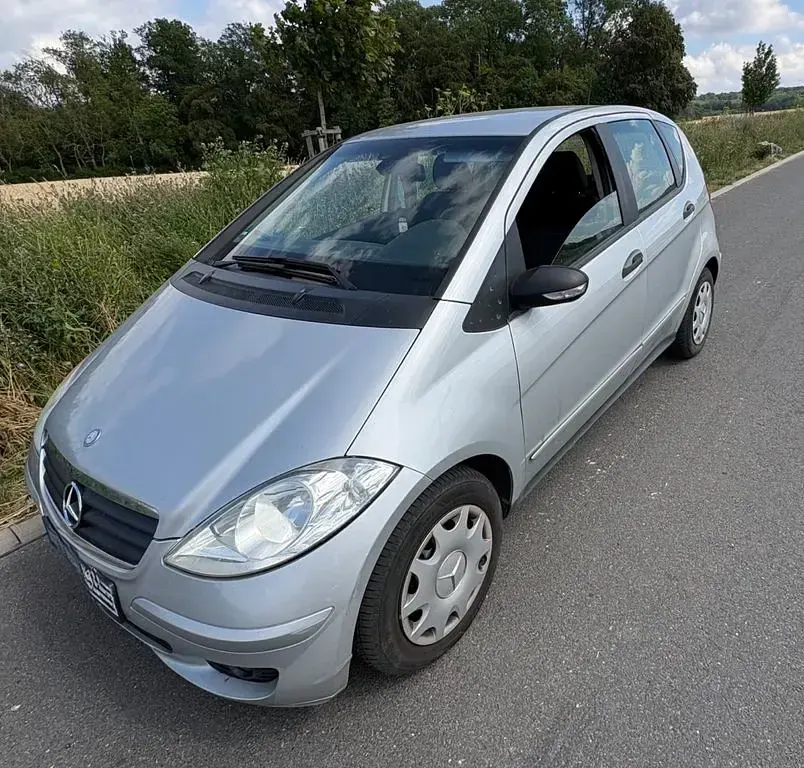 Gebraucht Mercedes A180 109 PS (80 kW) 2007 Silber Limousine