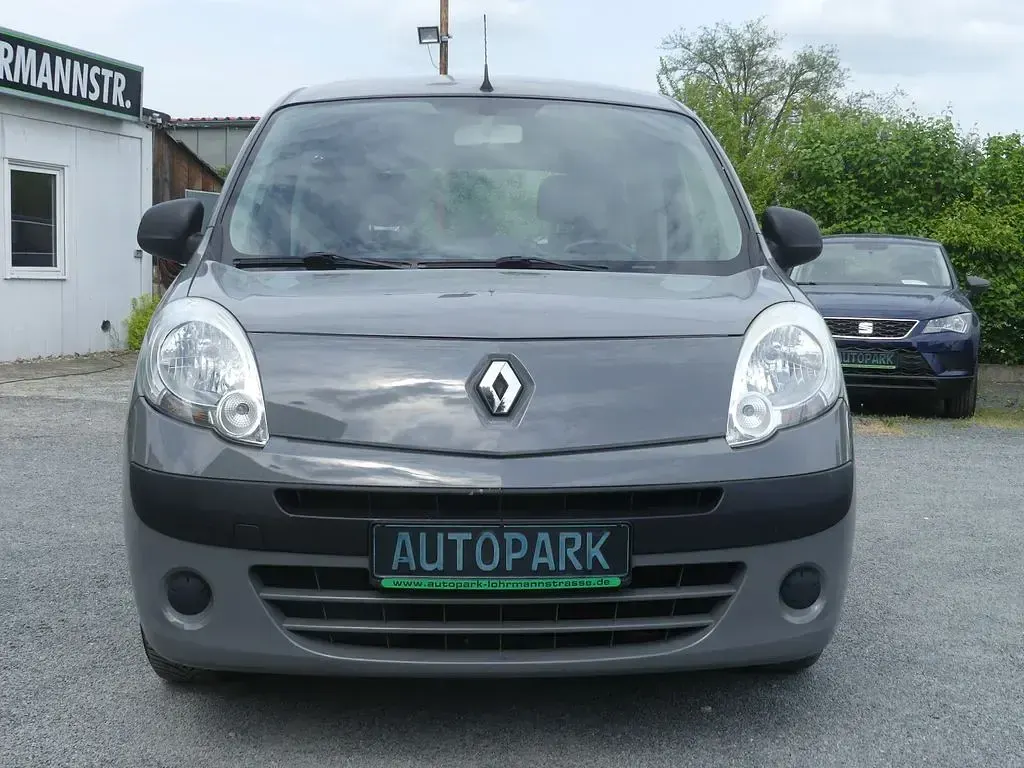 Gebraucht Renault Kangoo Authentique 106 PS (77 kW) 2013 Grau Van / Kleinbus
