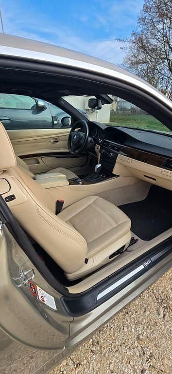 Gebraucht BMW 325 218 PS (160 kW) 2008 Coupé