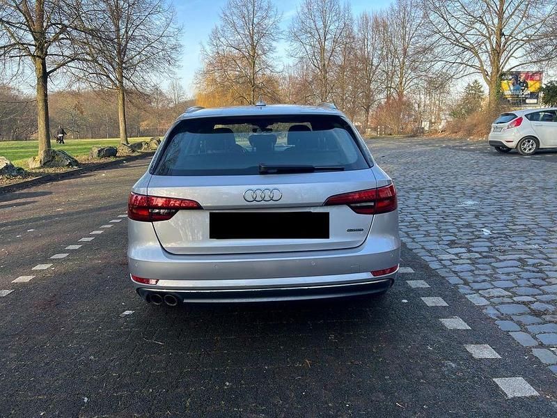 Gebraucht Audi A4 Sport 190 PS (139 kW) 2016 Silber Kombi