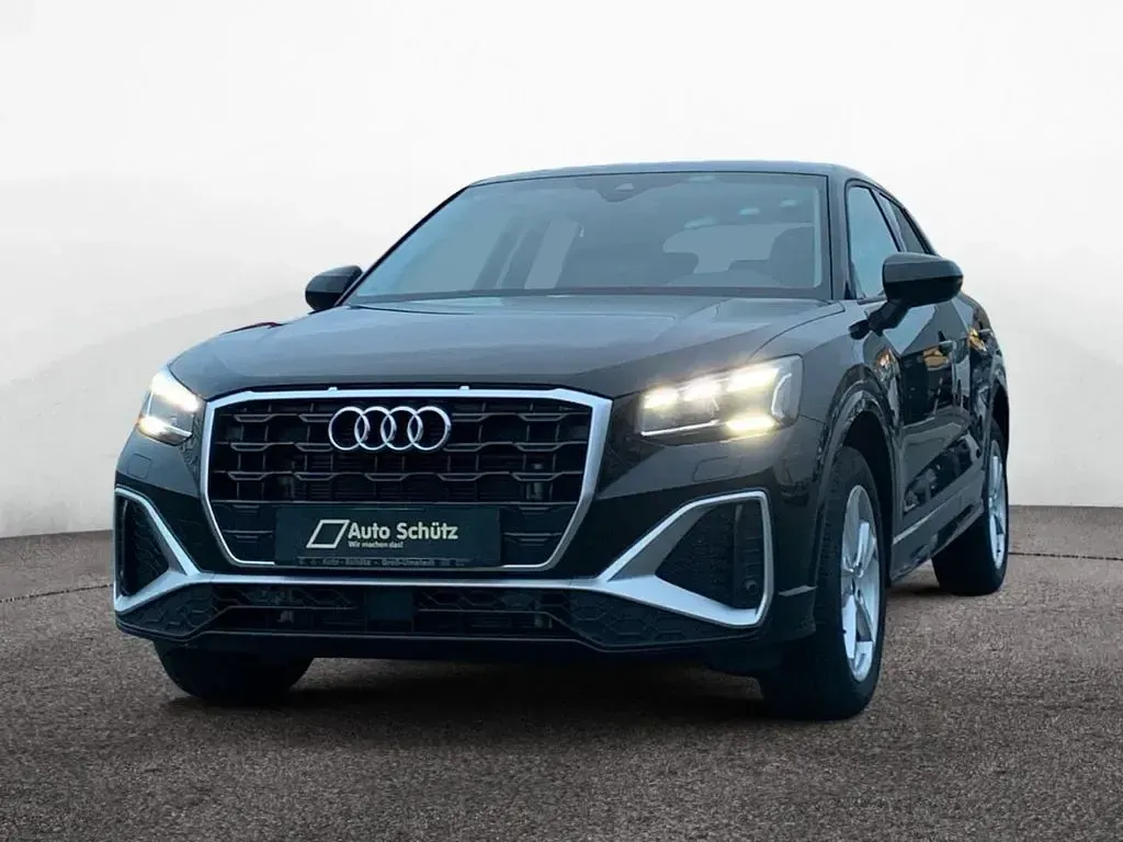Gebraucht Audi Q2 S-Line 150 PS (110 kW) 2025 Schwarz SUV