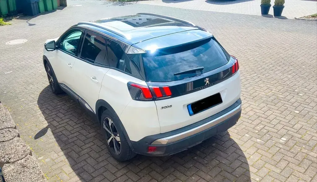 Gebraucht Peugeot 3008 Crossway 177 PS (130 kW) 2019 Weiß SUV