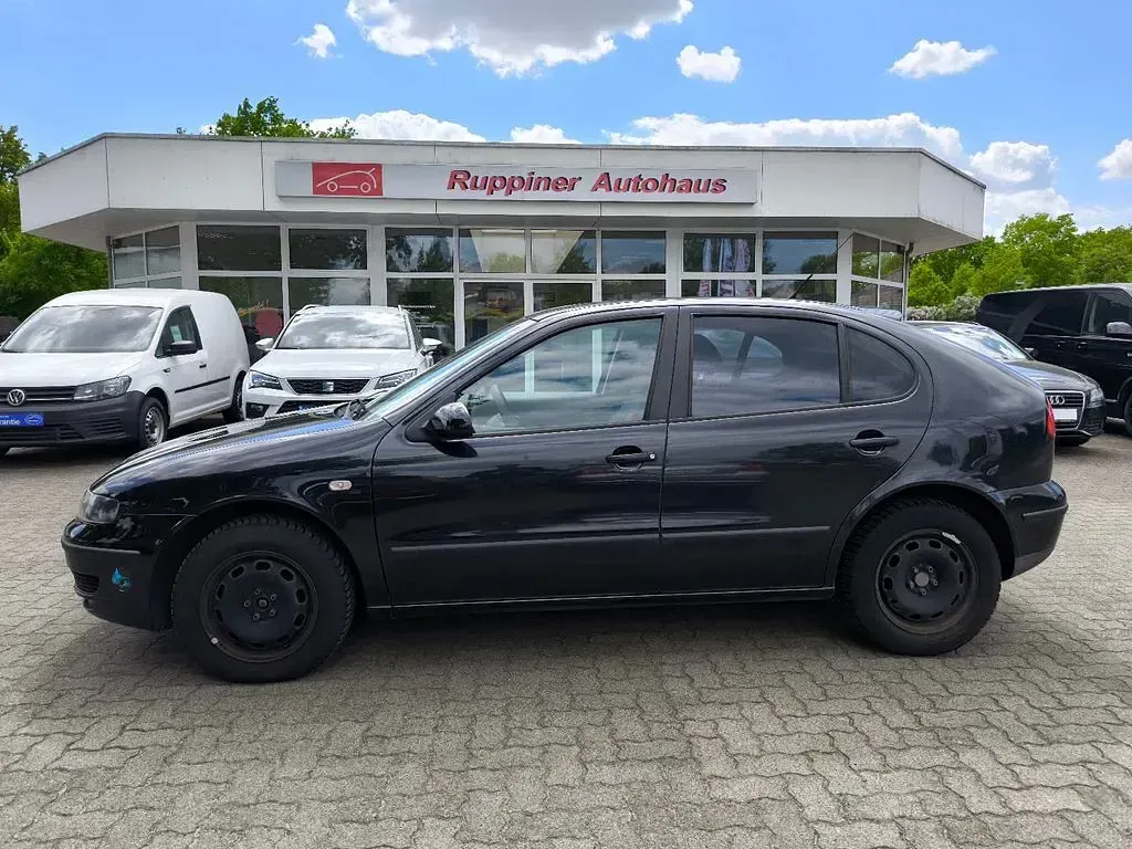 Używany Seat Leon 105 KM (77 kW) 2004 Czarny Hatchback