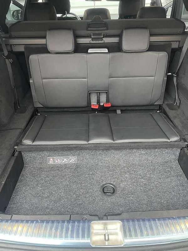 Schwarz Gebraucht 2019 Mercedes E200 Kombi | 27.000 € (Etwas zu teuer) - Bild 1/4