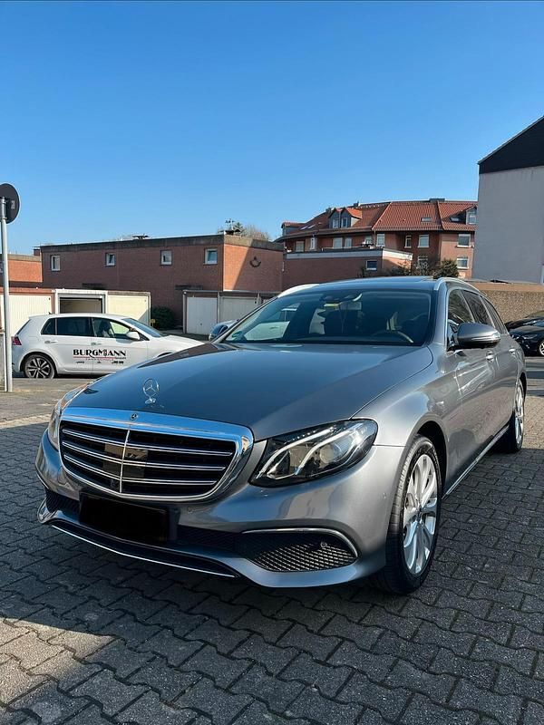 Gebraucht Mercedes E350 Exclusive 258 PS (189 kW) 2017 Grau Kombi