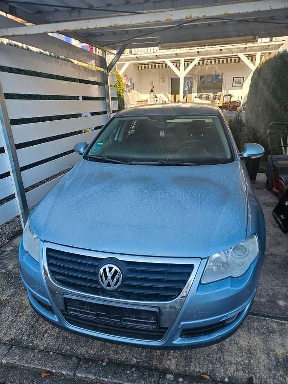 Grau Gebraucht 2006 VW Passat Highline Limousine | 2.222 € (Guter Preis) - Bild 1/4