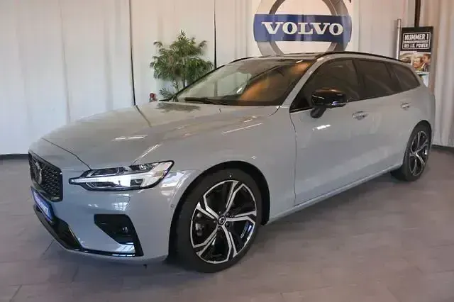 Occasion Volvo V60 Plus 197 ch (144 kW) 2025 Gris Break