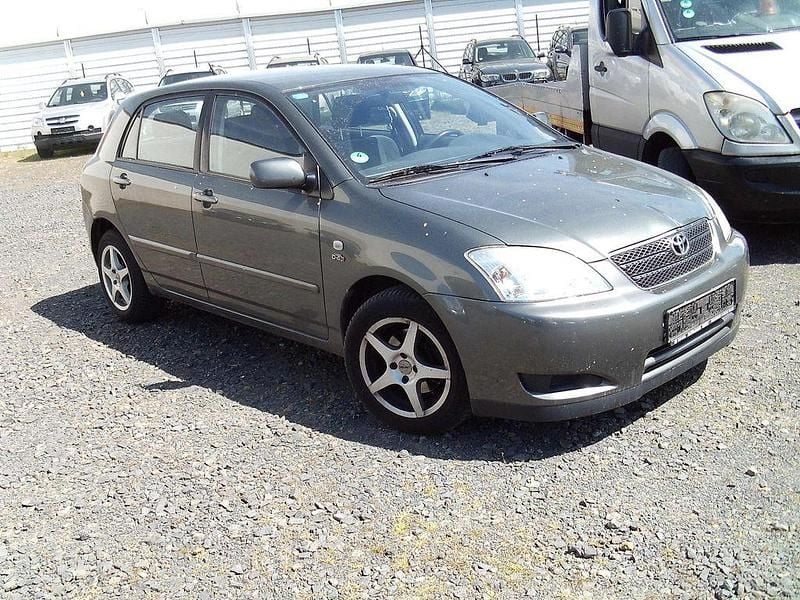 Gebraucht Toyota Corolla Sol 110 PS (80 kW) 2002 Silber Limousine