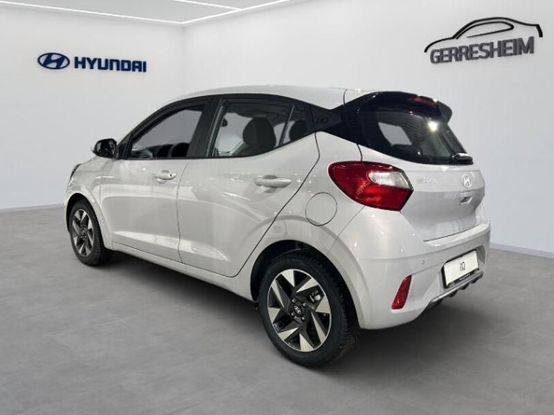 Gebraucht Hyundai i10 Trend 63 PS (46 kW) 2025 Grau Kleinwagen
